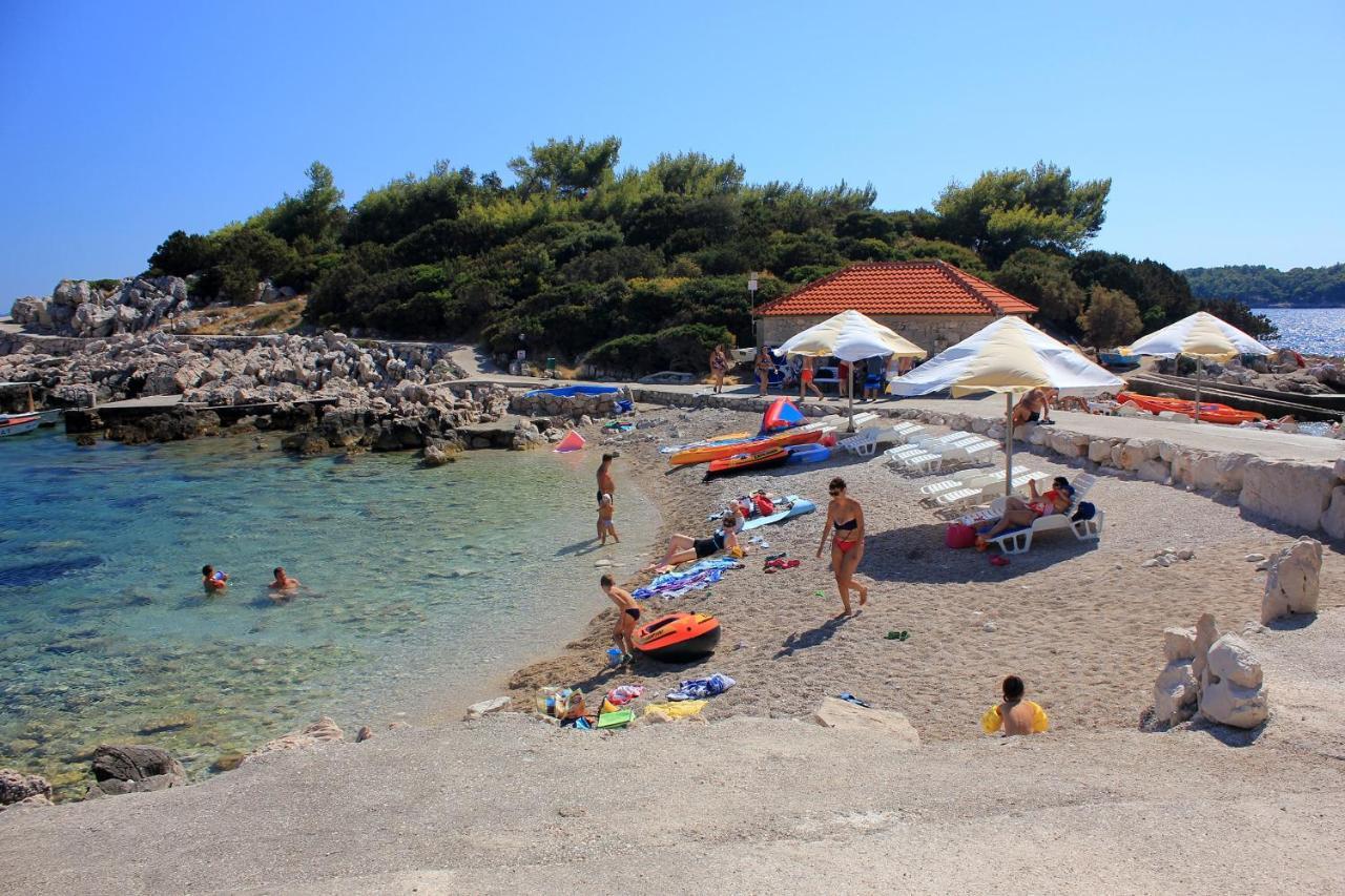 Apartments By The Sea Prizba, Korcula - 9227 Esterno foto