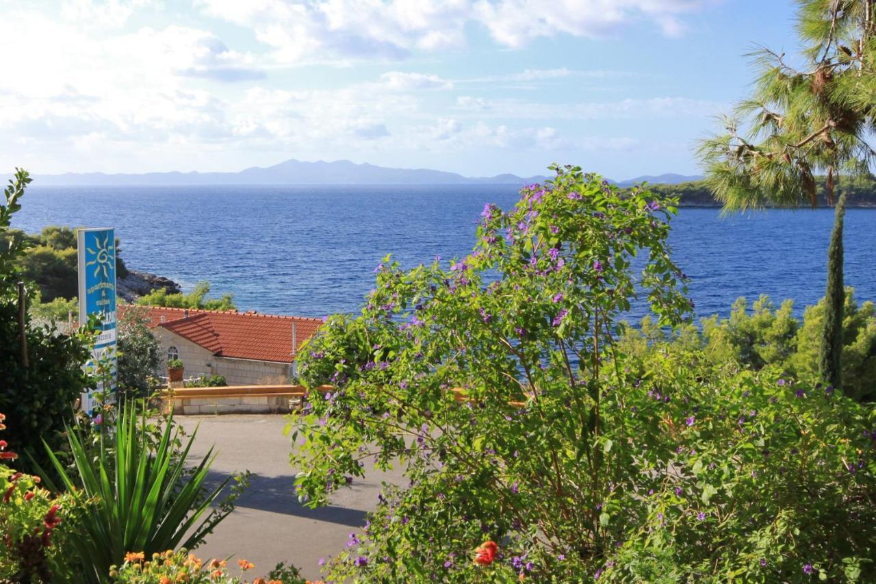 Apartments By The Sea Prizba, Korcula - 9227 Esterno foto